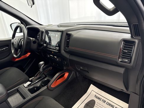 Used 2022 Nissan Frontier Pro-X w/ Technology Package image 14