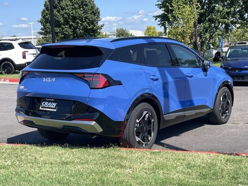 New 2026 Kia Sportage SX image 8