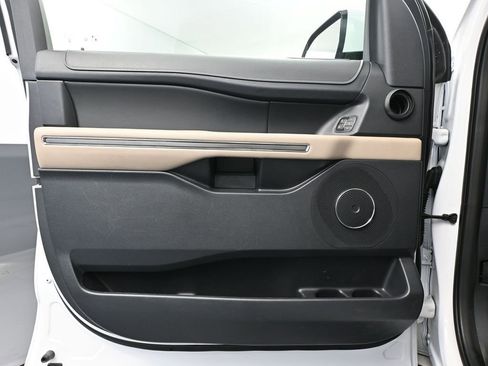 Used 2024 Ford Expedition Max XLT image 20