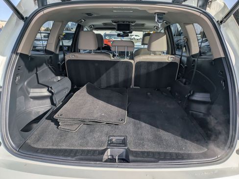 Used 2017 Honda Pilot Touring image 34