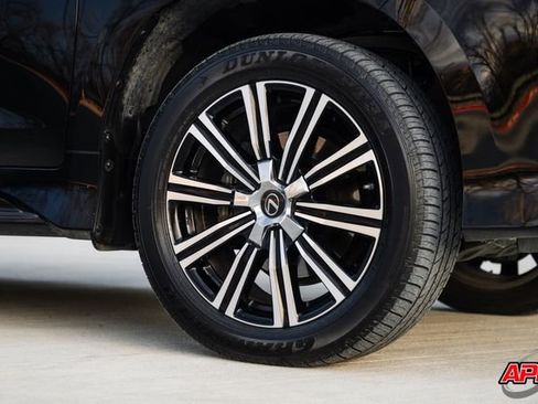 Used 2021 Lexus LX 570 4WD w/ Luxury Package image 57