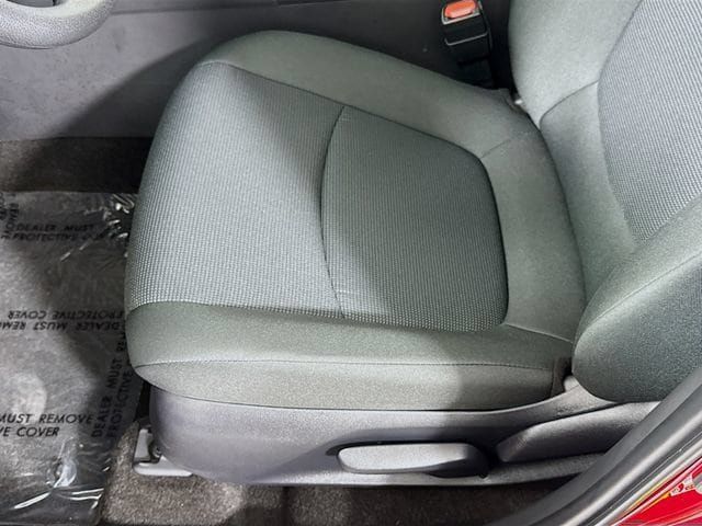 Certified 2025 Toyota RAV4 LE AWD/4WD image 20