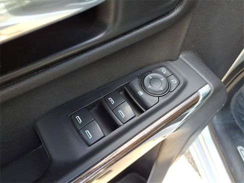 Used 2020 Chevrolet Silverado 1500 LT w/ Texas Edition image 20