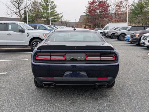 Used 2016 Dodge Challenger R/T Scat Pack image 4