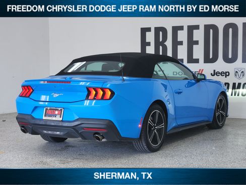 Used 2024 Ford Mustang Premium RWD image 4