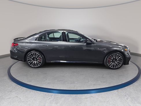 New 2026 Mercedes-Benz E 53 AMG e 4MATIC Sedan image 4