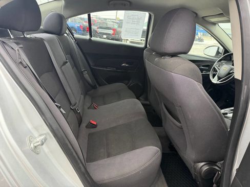 Used 2012 Chevrolet Cruze Eco image 28