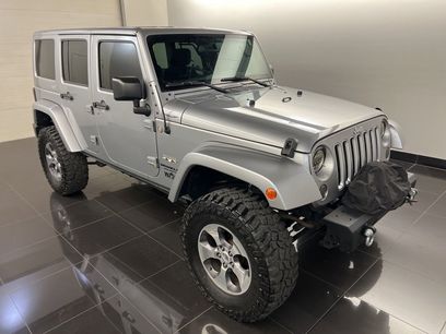 Used 2016 Jeep Wrangler Unlimited Sahara w/ Dual Top Group