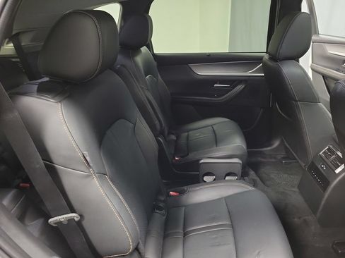 Used 2024 MAZDA CX-90 Plug-In Hybrid w/ Preferred AWD/4WD image 23