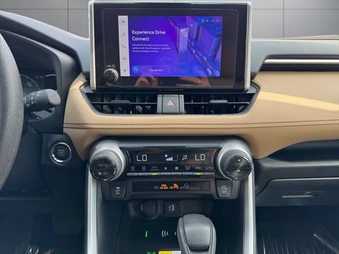 Certified 2025 Toyota RAV4 XLE AWD/4WD image 15