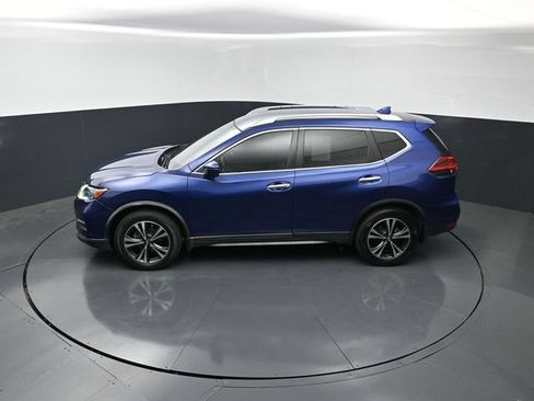 Used 2020 Nissan Rogue SV w/ Premium Package FWD image 20