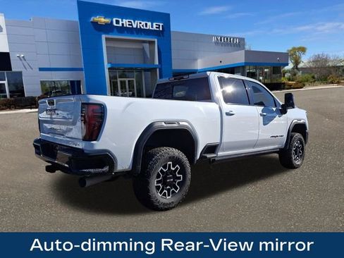Used 2025 GMC Sierra 2500 AT4X image 26