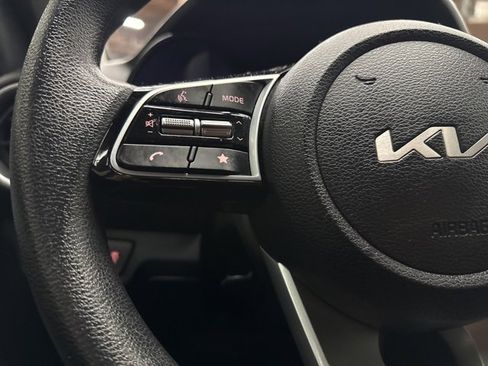 Used 2023 Kia Forte LXS w/ LXS Technology Package image 10