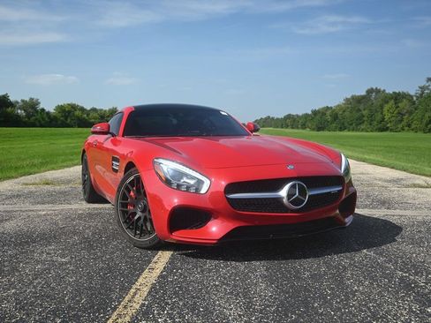 Used 2016 Mercedes-Benz AMG GT S image 3