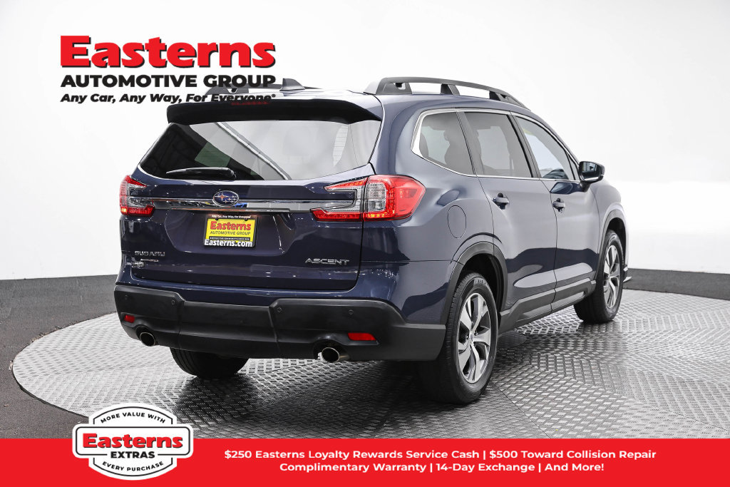 Used 2025 Subaru Ascent Premium AWD/4WD image 6