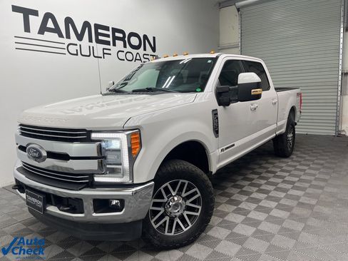 Used 2019 Ford F350 Lariat w/ Lariat Ultimate Package image 2