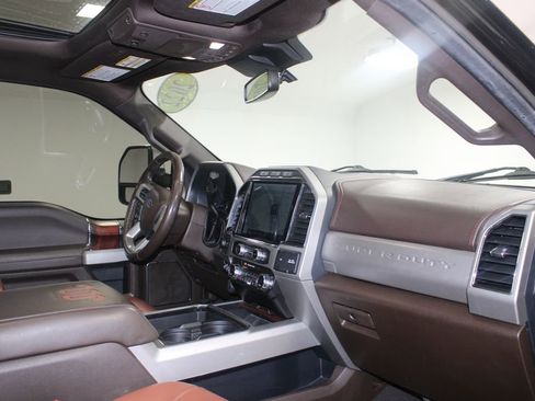 Used 2022 Ford F250 King Ranch w/ King Ranch Ultimate Package image 32