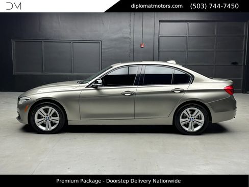Used 2018 BMW 328d xDrive Sedan image 4
