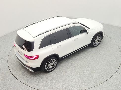 Used 2022 Mercedes-Benz GLB 250 image 25