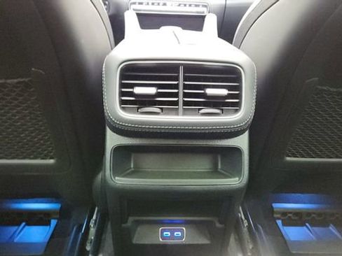 Used 2024 Mercedes-Benz GLE 53 AMG GLE 53 AMG image 40