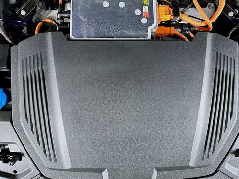 Used 2022 Audi e-tron Premium image 13