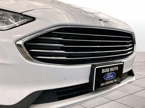 Used 2020 Ford Fusion SE FWD image 29