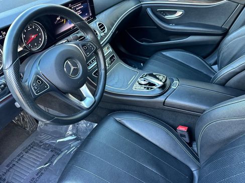 Used 2018 Mercedes-Benz E 300 E 300 image 4