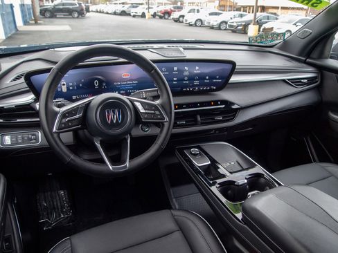 Used 2025 Buick Enclave Preferred image 24