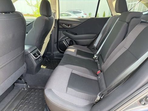 Used 2025 Subaru Outback Premium AWD/4WD image 23