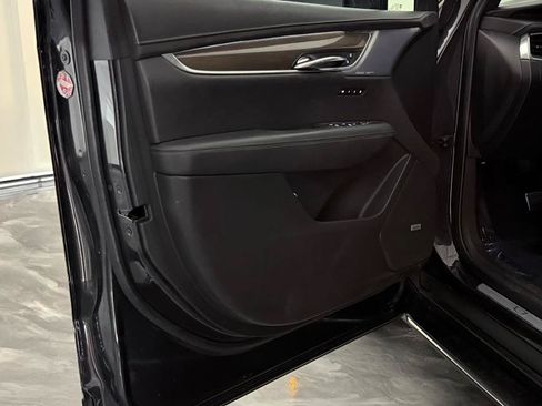 Used 2020 Cadillac XT6 Sport w/ Platinum Package AWD/4WD image 17