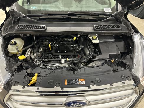 Used 2019 Ford Escape SE image 34