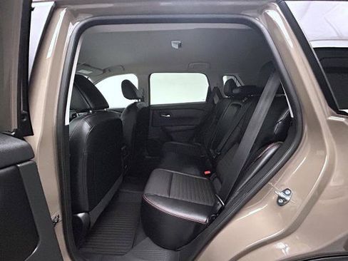 Certified 2025 Nissan Rogue SV AWD/4WD image 19
