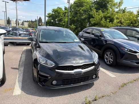 Used 2020 Kia Forte LXS FWD image 17