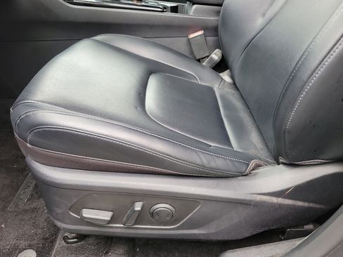 Used 2023 Kia Sportage EX AWD/4WD image 5