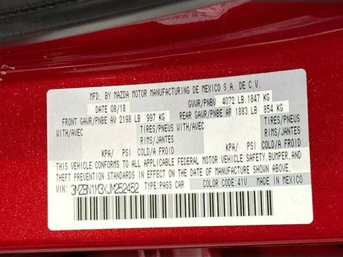 Used 2018 MAZDA MAZDA3 Grand Touring image 33