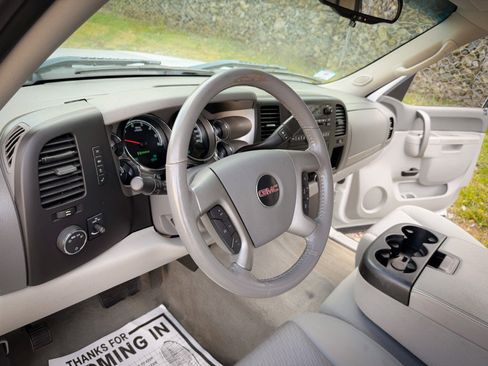 Used 2011 GMC Sierra 1500 4x4 Crew Cab Hybrid image 12