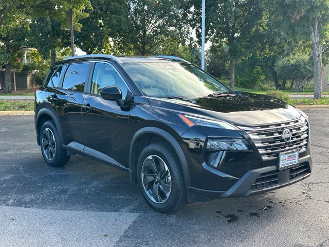Certified 2024 Nissan Rogue SV w/ SV Premium Package AWD/4WD image 3