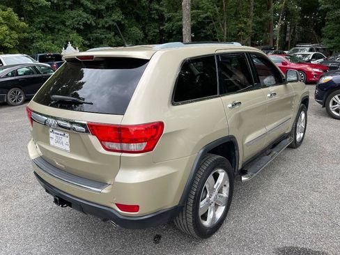 Used 2012 Jeep Grand Cherokee Overland Summit AWD/4WD image 21
