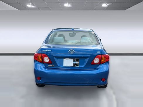 Used 2010 Toyota Corolla LE w/ All Weather Guard Pkg FWD image 10
