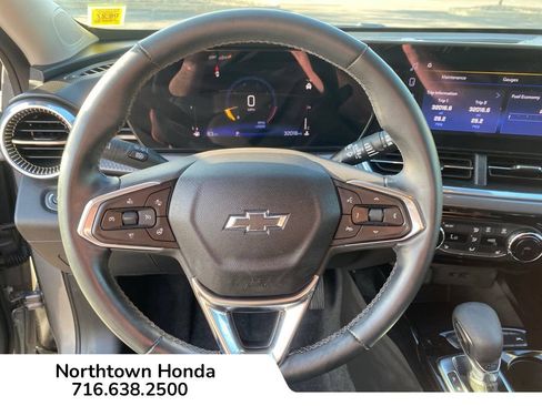 Used 2024 Chevrolet Trax ACTIV w/ Driver Confidence Package FWD image 21