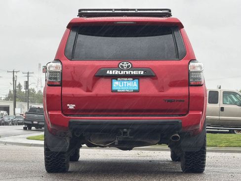 Used 2017 Toyota 4Runner TRD Pro AWD/4WD image 7