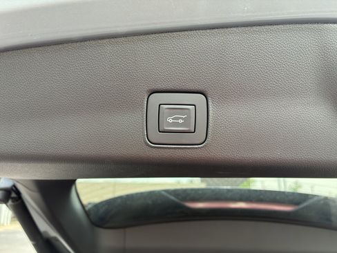 Used 2024 Chevrolet TrailBlazer LT w/ Convenience Package AWD/4WD image 10