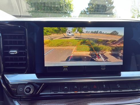 Used 2022 Chevrolet Silverado 1500 RST AWD/4WD image 36