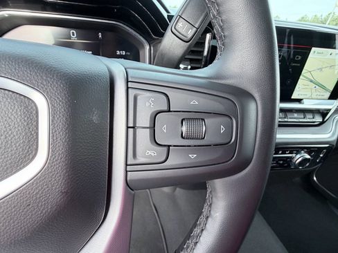 Used 2025 GMC Sierra 1500 SLT image 16