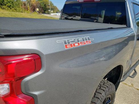 Used 2020 Chevrolet Silverado 1500 LT Trail Boss image 9