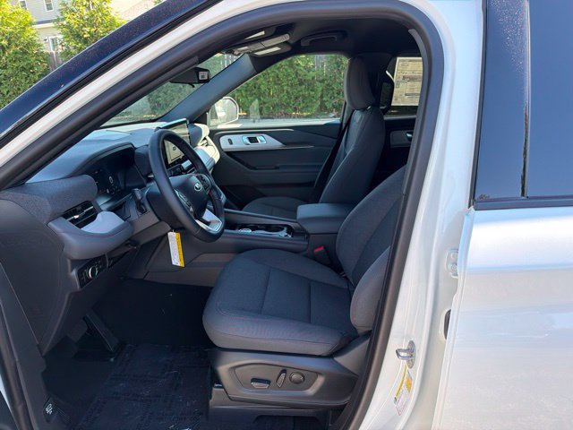 New 2027 Ford Explorer Active AWD/4WD image 12