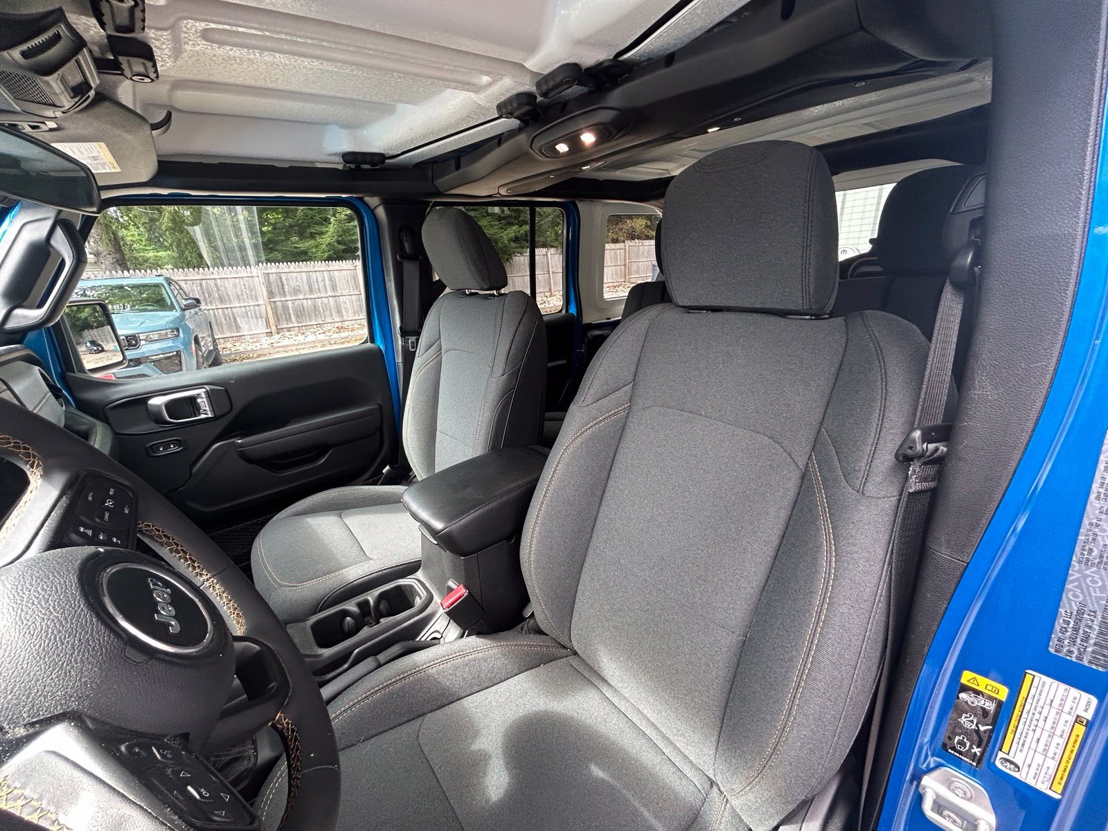 Used 2024 Jeep Wrangler Unlimited AWD/4WD image 12
