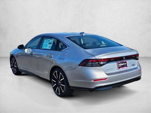 New 2025 Honda Accord Touring image 7