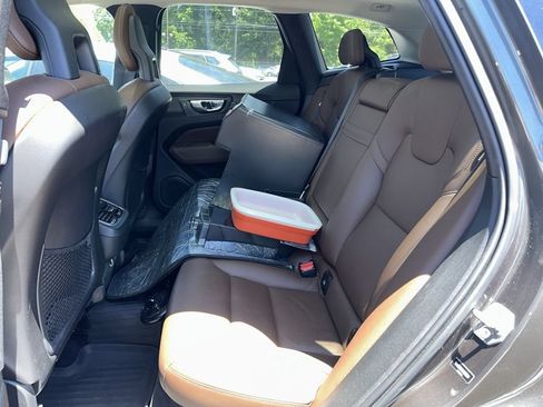 Used 2018 Volvo XC60 T5 Inscription w/ Convenience Package AWD/4WD image 6