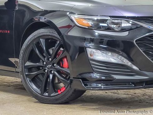 Used 2022 Chevrolet Malibu LT w/ Redline Edition FWD image 4